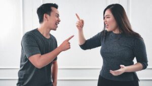 Read more about the article Living With a Toxic Wife and Coping With Her